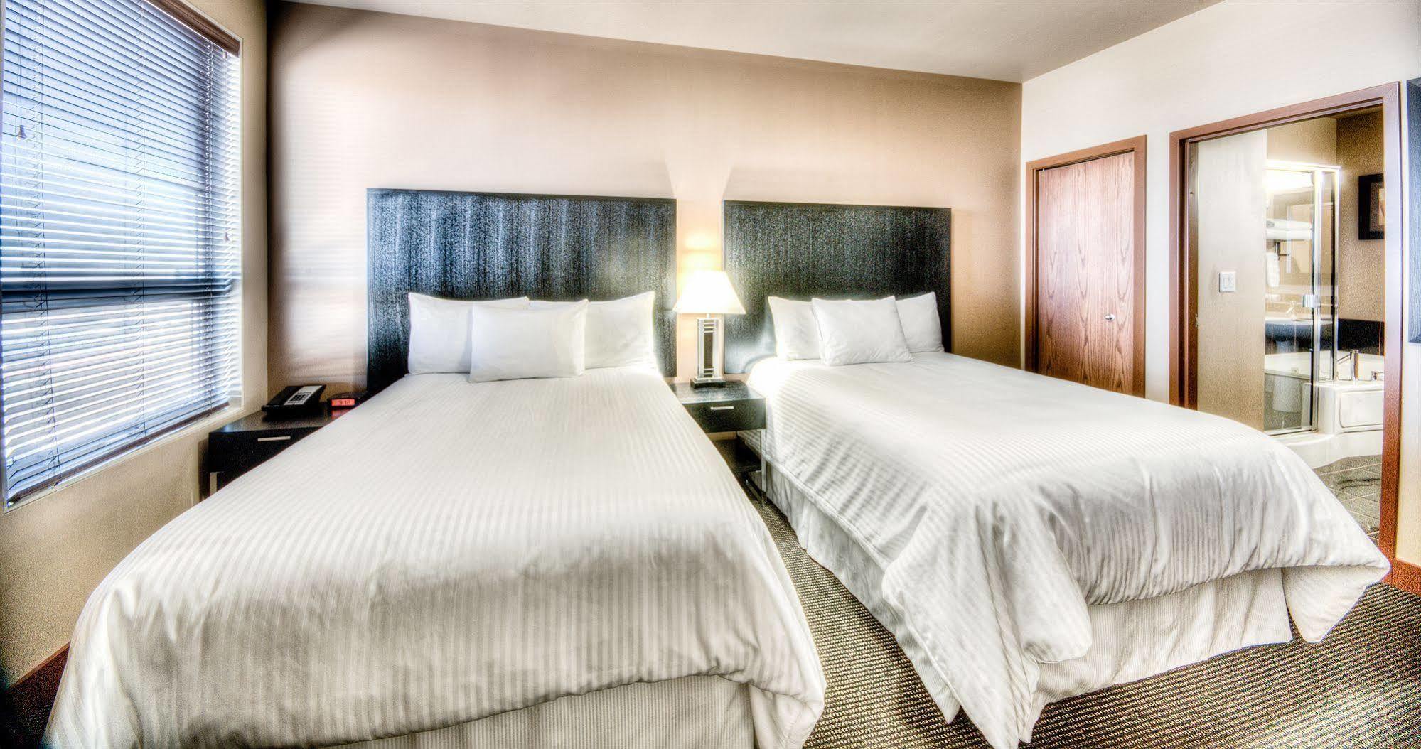 Grand Inn & Residence- Grande Prairie Buitenkant foto